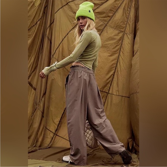 *NEW* Free People FP Movement Straight Up Pants - Picture 2 of 15